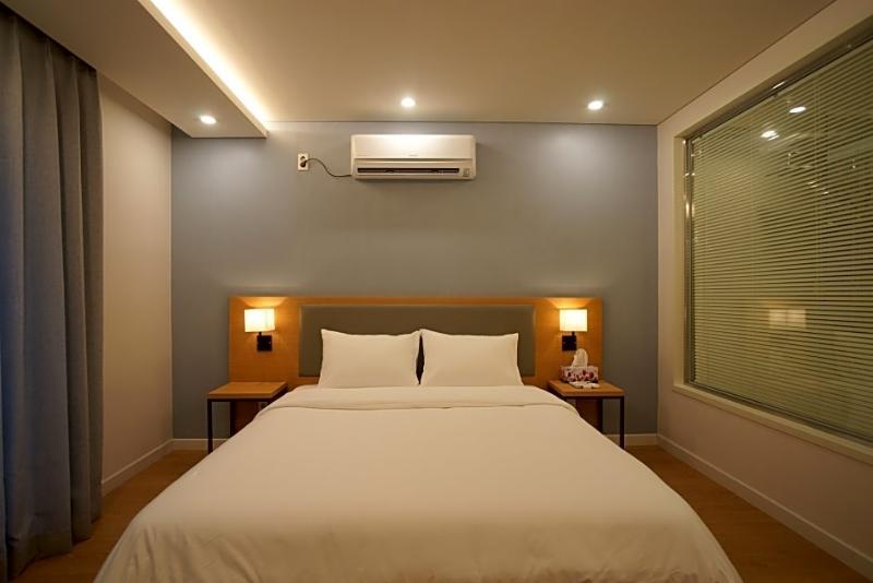 แอมเบอร์ เฮ้าส์ เชจู Villa Haga-ri  ภายนอก รูปภาพ